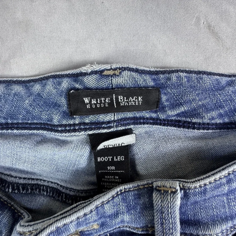 White House Black Market Womens Blanc Bootleg Jeans Blue Denim Embroidered 10R